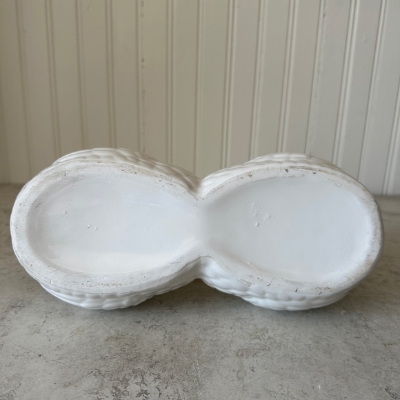 Vintage Ceramic Kissing Swans Double Planter Love Bird Couple 11” Decor EUC - Picture 9 of 9